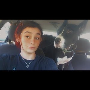 Meet your Posher, Amber